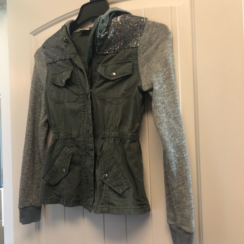 Girls jacket with hoodie